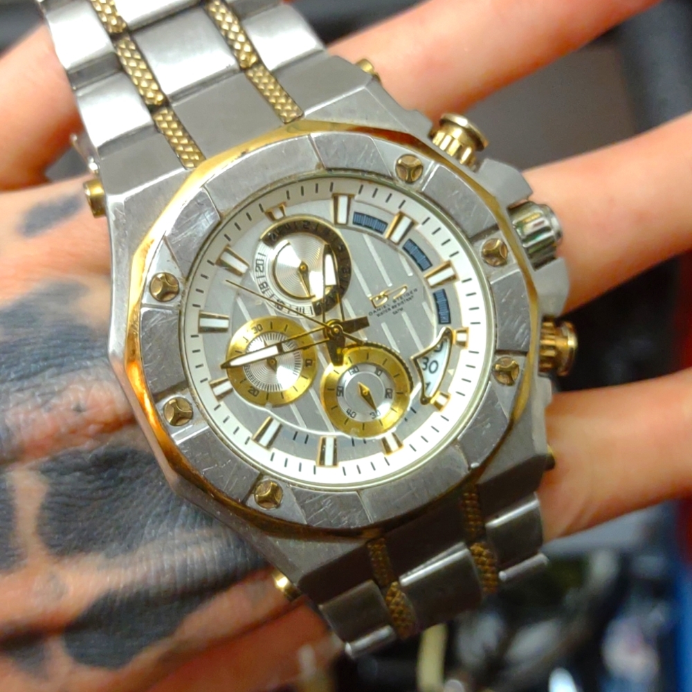 Daniel Steiger Watch - Picture 3 of 5